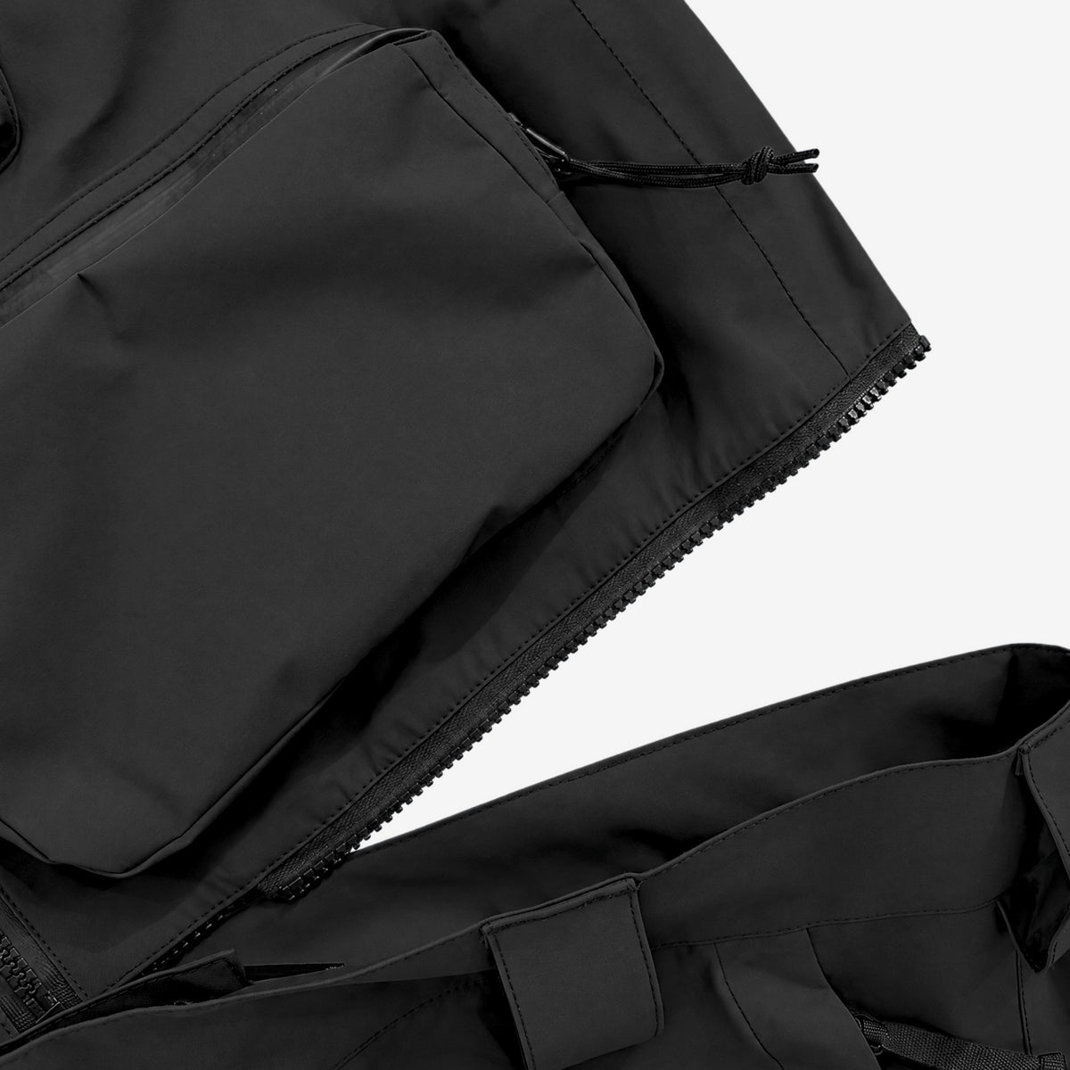 Endeavor 3L Scout Removable Bib Pant Black, bib attachment zip detail