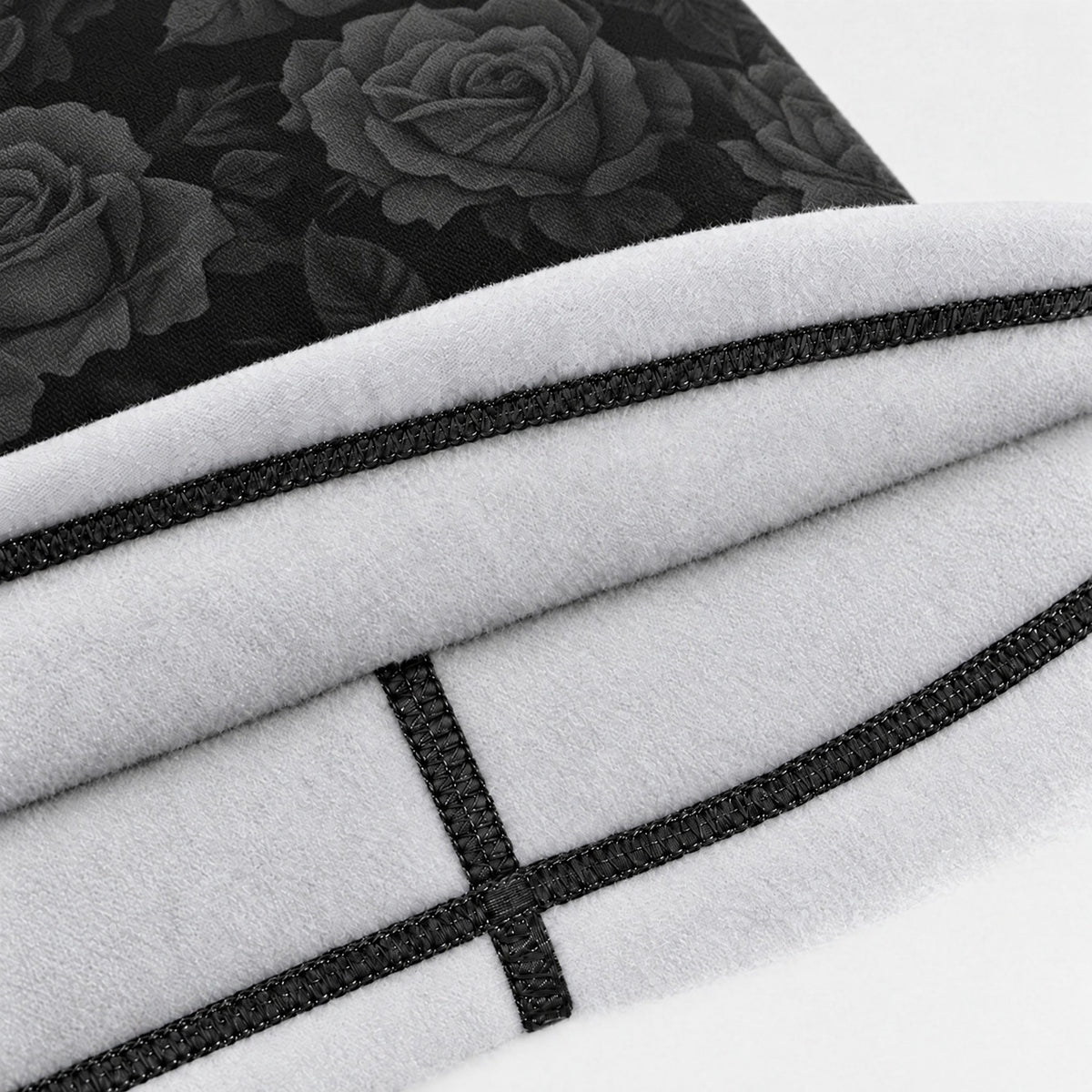 Airhole Airtube Ergo Polar Fleece – Midnight Rose – Polar fleece close-up