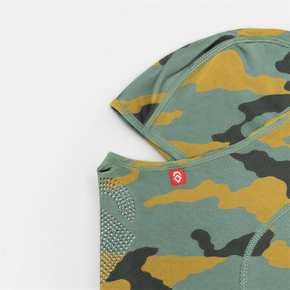 Airhole Laser Drytech Balaclava – Camo – Front close-up