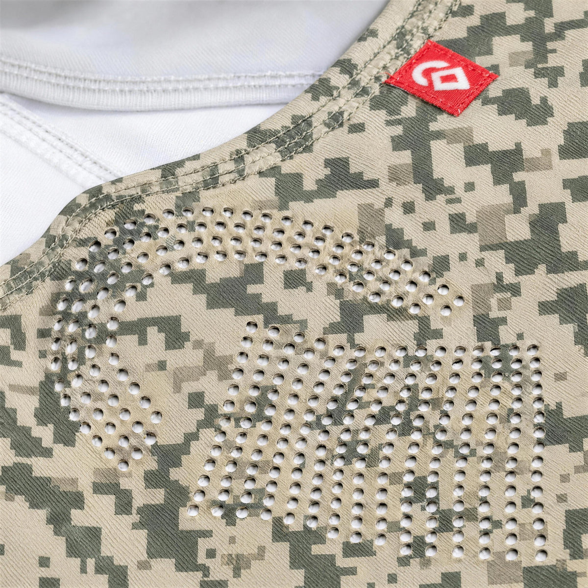 Airhole Laser Drytech Balaclava – Digi – Laser micro-airholes close-up