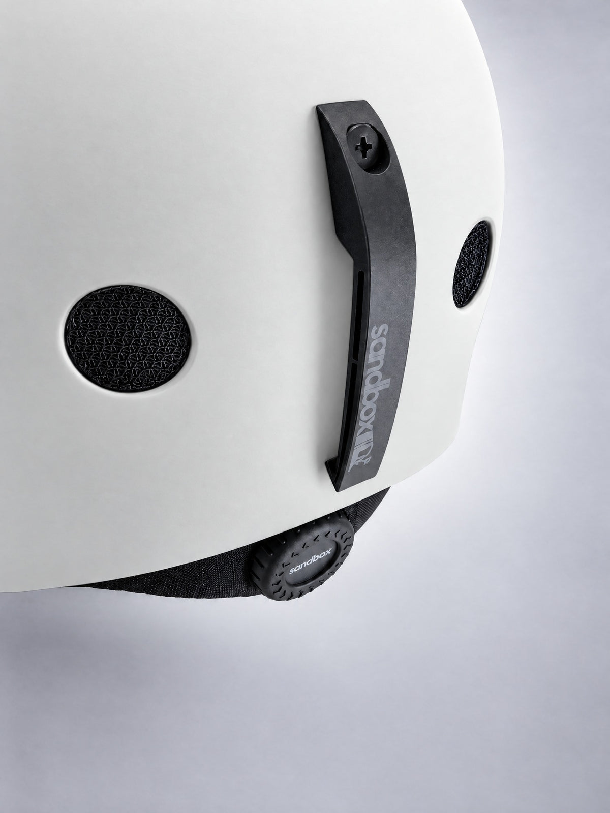 Sandbox Legend X – White – studio detail