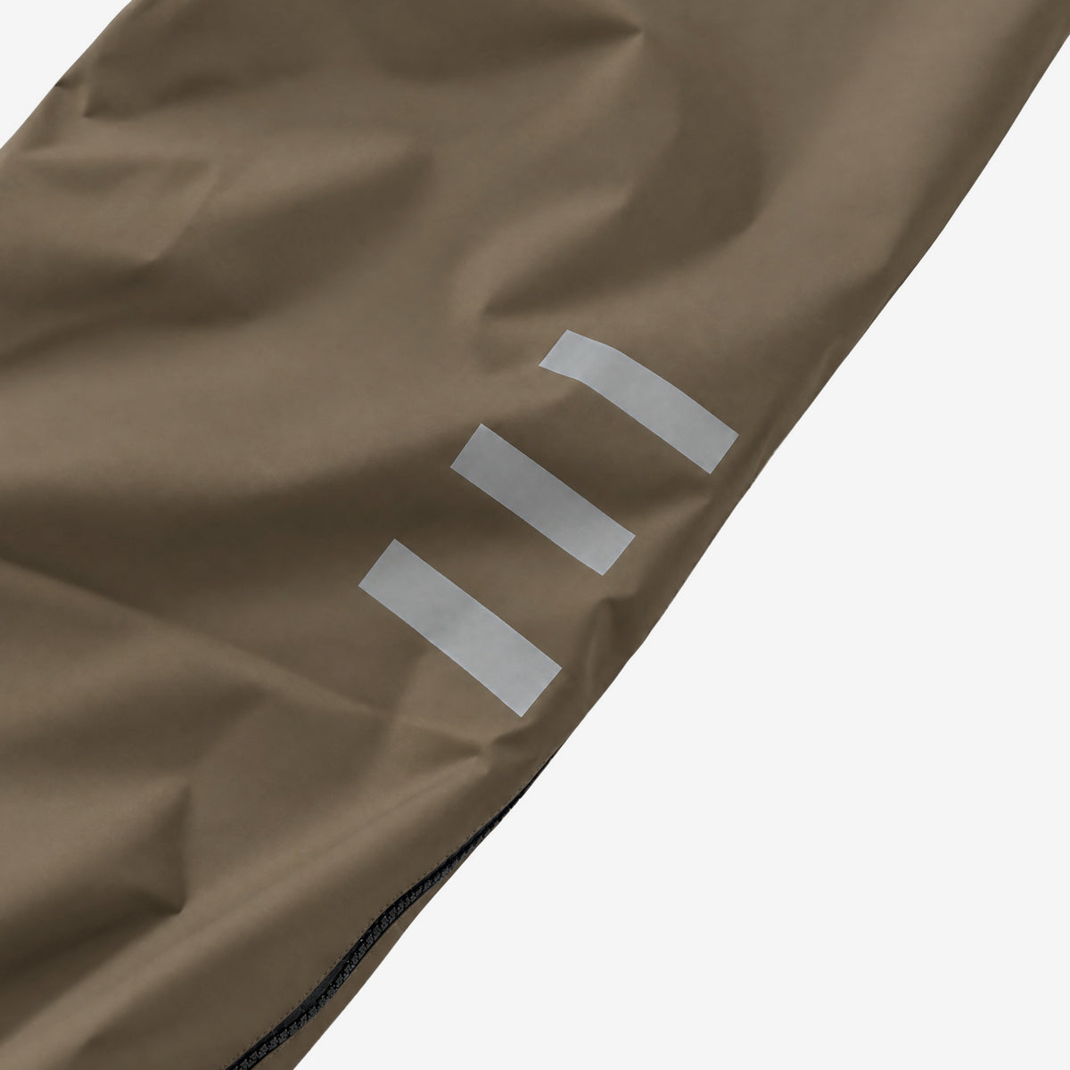 Endeavor 2L Ranger Pant Algae, screen-printed bars on the lower leg