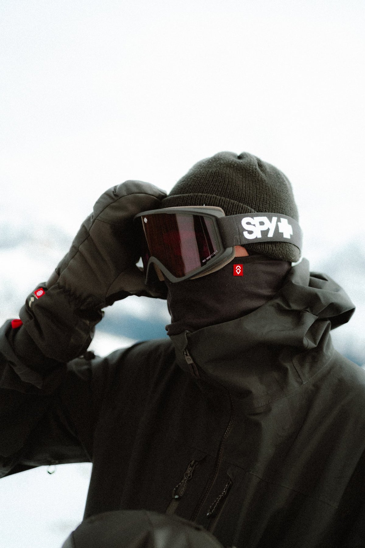 Airhole rider in an Airhole face mask on the mountain