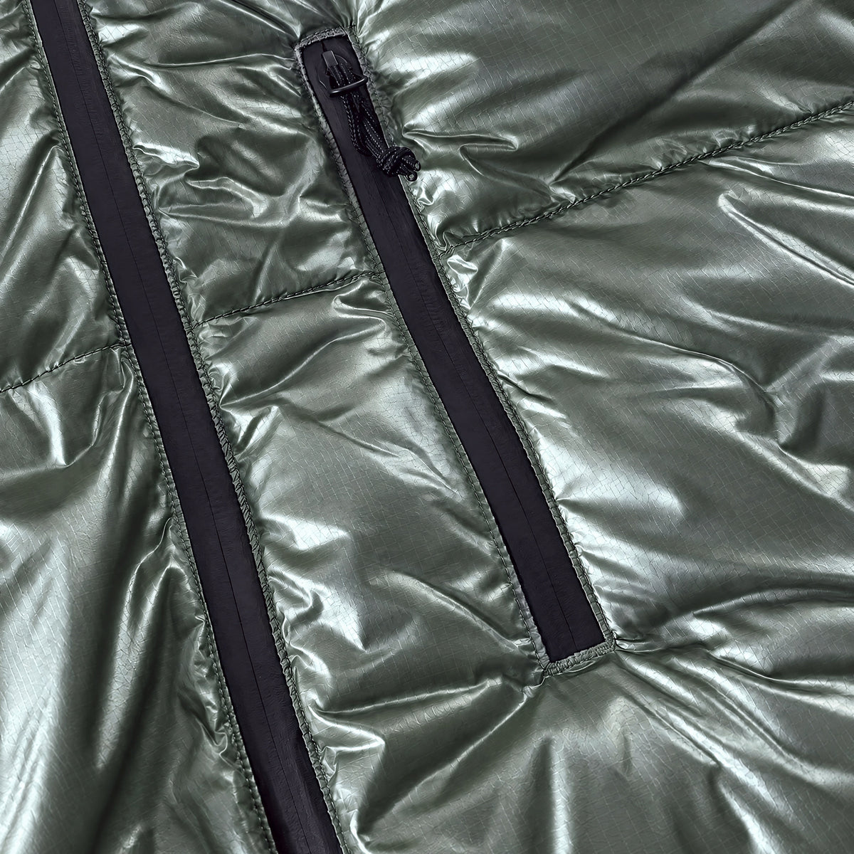 Endeavor Elite Insulated Jacket Moss – Detail 02 Chest Zip