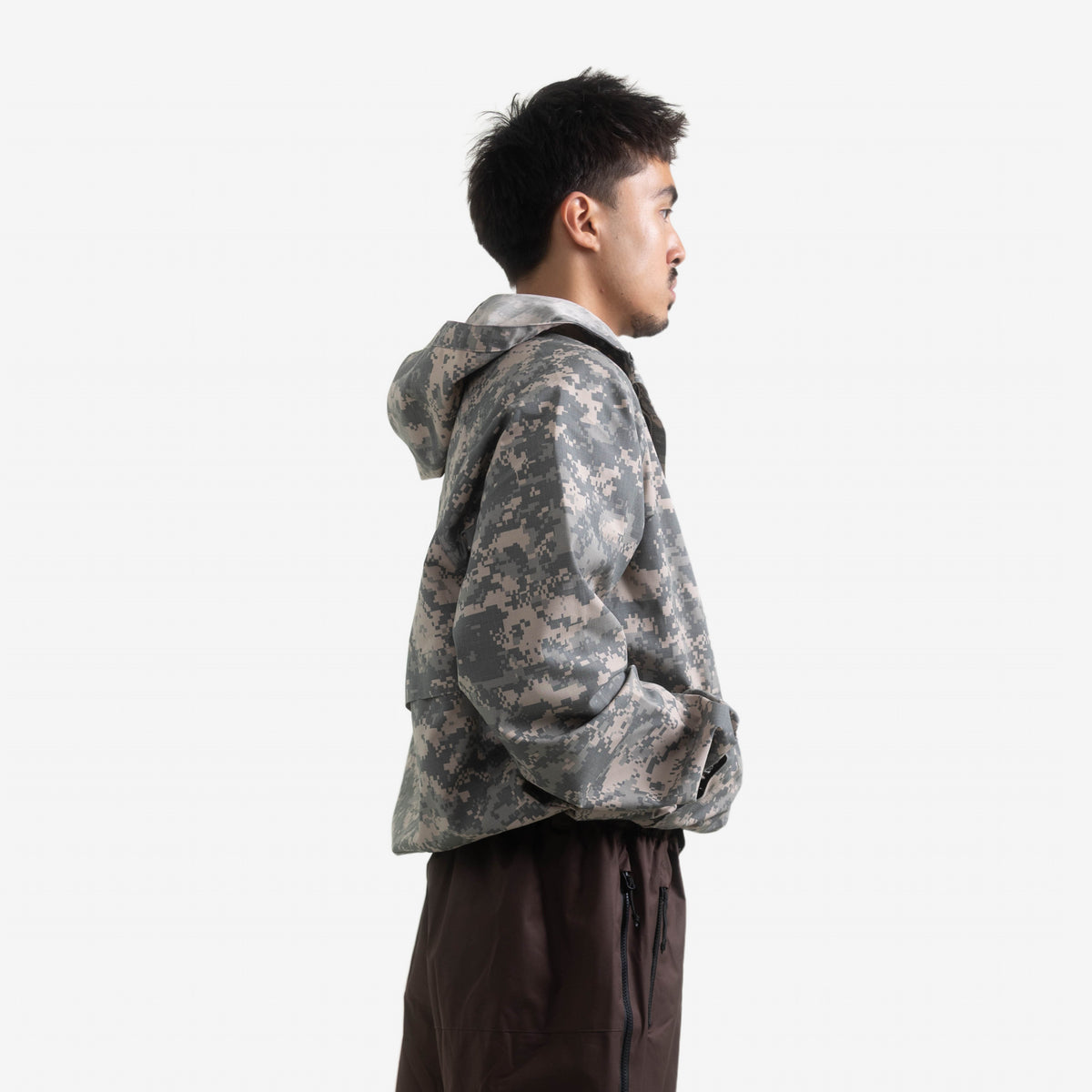 Endeavor 20K Windbreaker Limited Edition in Digi Ripstop Canvas, side view