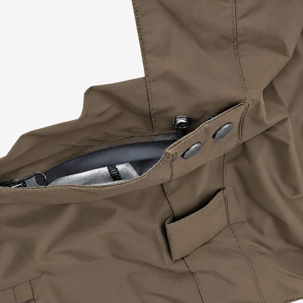 Endeavor 3L Shelter Bib Pant Algae, waist snaps detail
