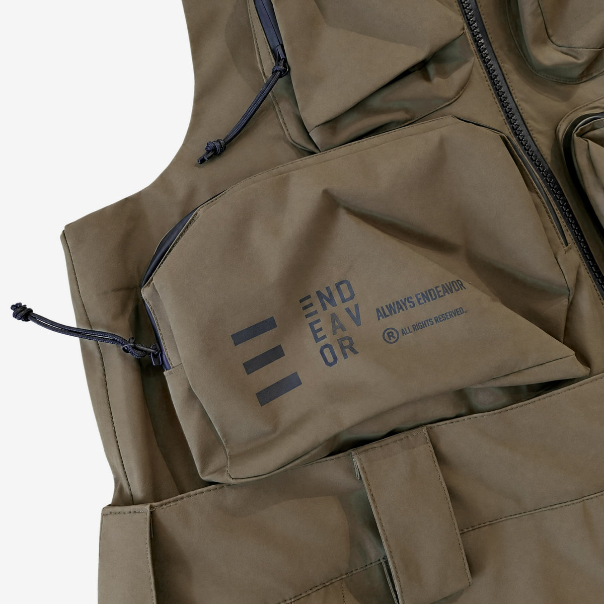 Endeavor 3L Scout Removable Bib Pant Algae, bib print detail