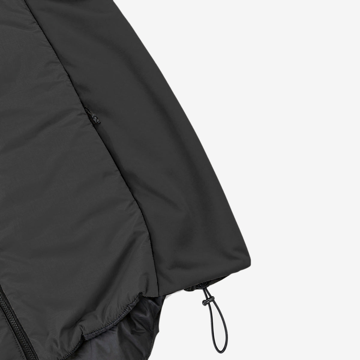 Endeavor Aeroshield Insulated Jacket in Black, stretch side panel, hand-pocket zip and hem drawcord