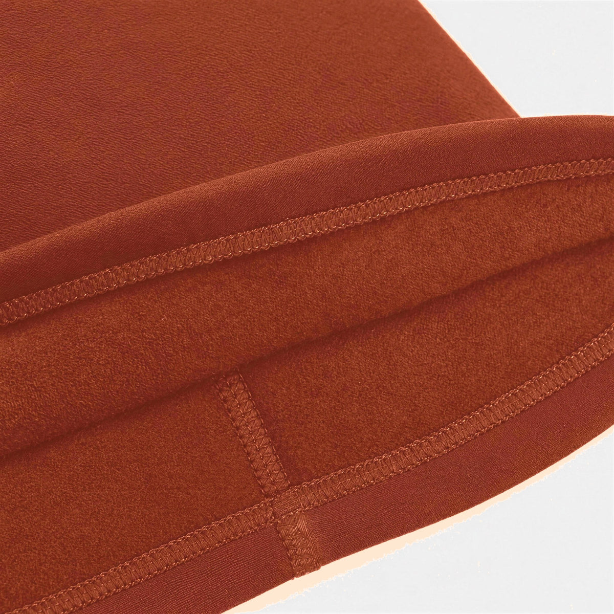 Airhole Airtube Ergo Polar Fleece – Fire – Polar fleece close-up