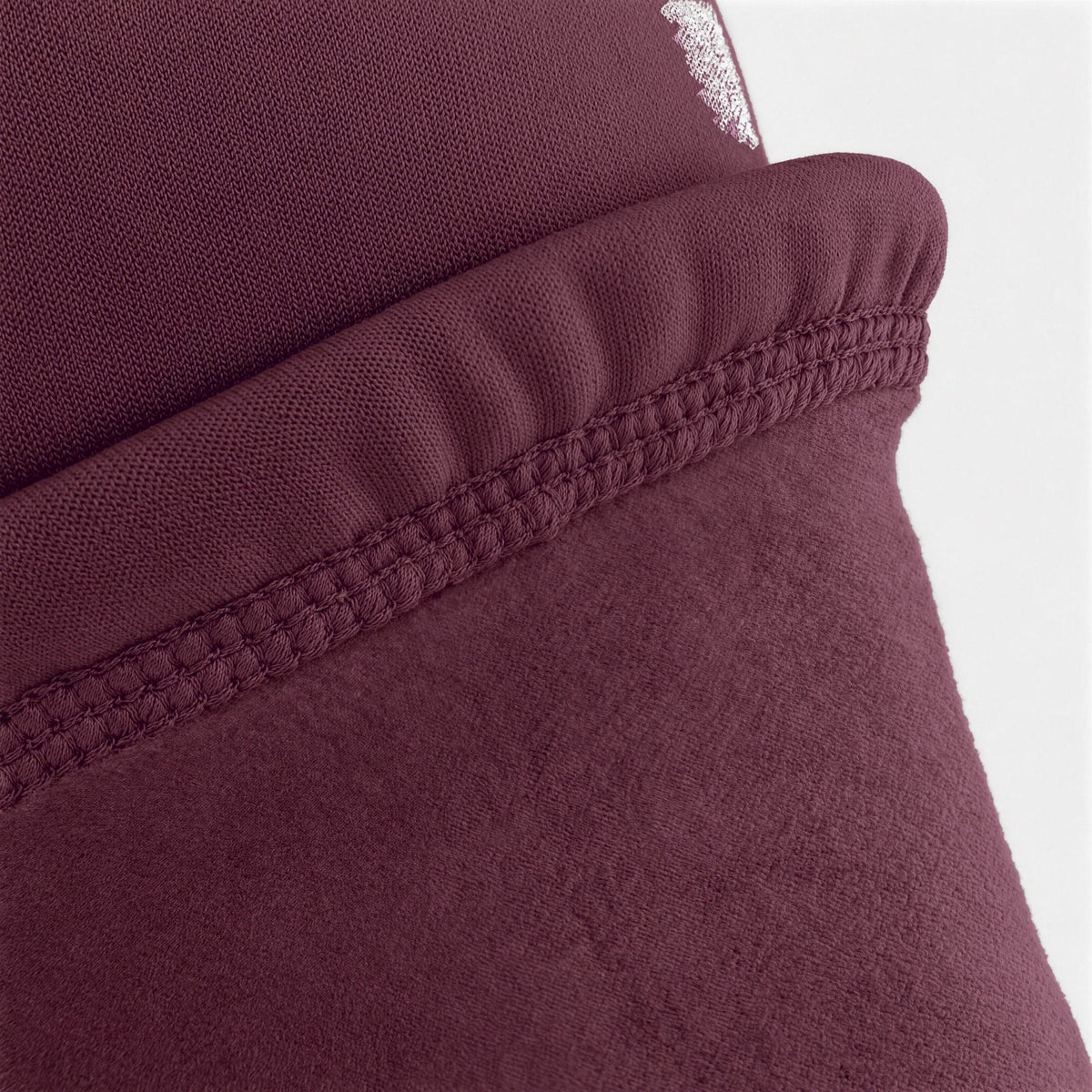 Airhole Balaclava Hinge Polar Fleece – Bloodstone – Polar fleece close-up