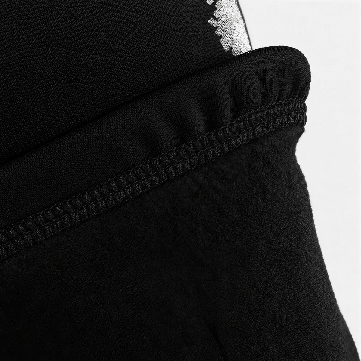 Airhole Balaclava Hinge Polar Fleece – Black – Polar fleece close-up