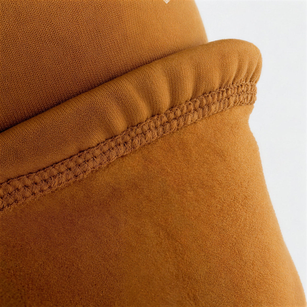 Airhole Balaclava Hinge Polar Fleece – Dijon – Polar fleece close-up