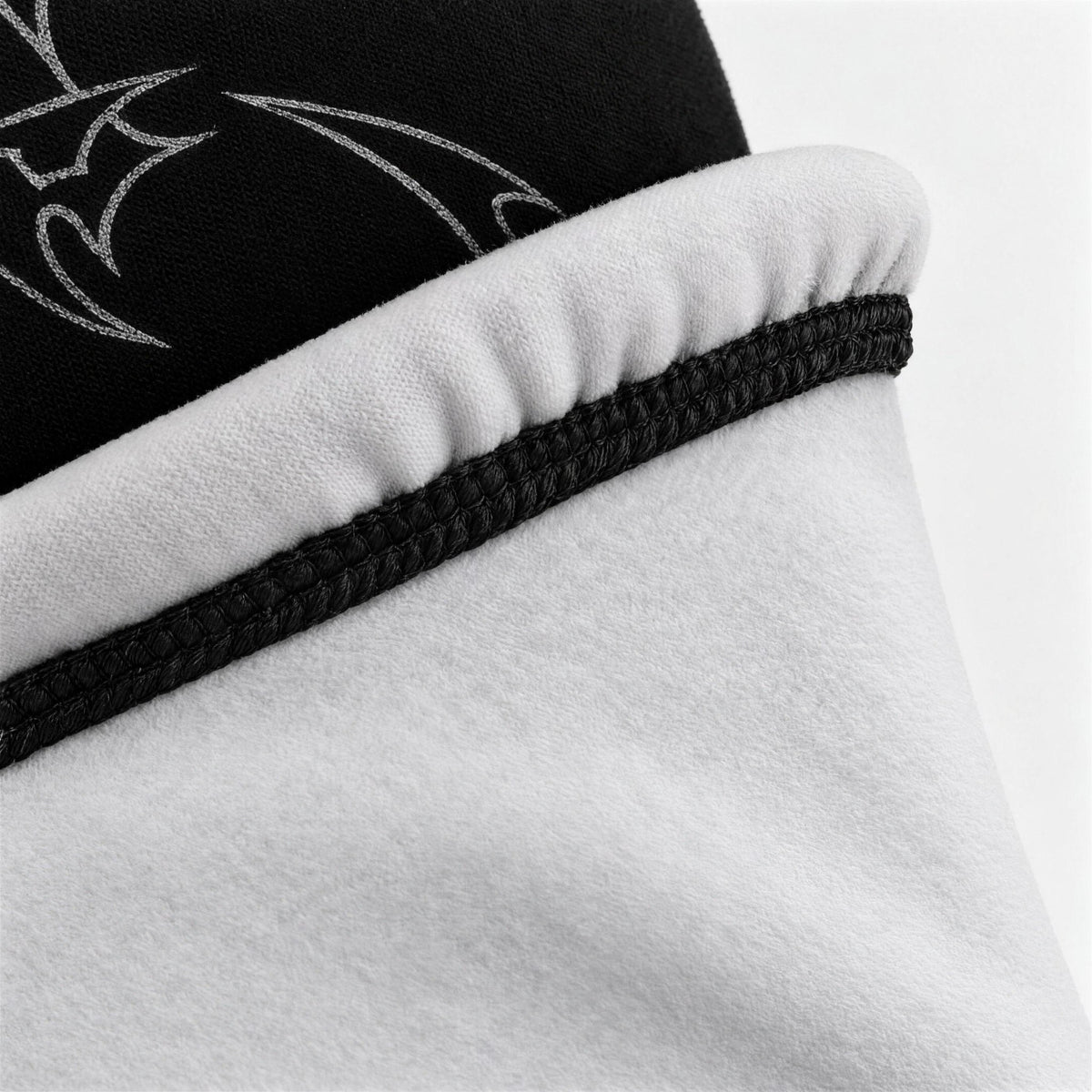 Airhole Balaclava Hinge Polar Fleece – Isami Matrix – Polar fleece close-up