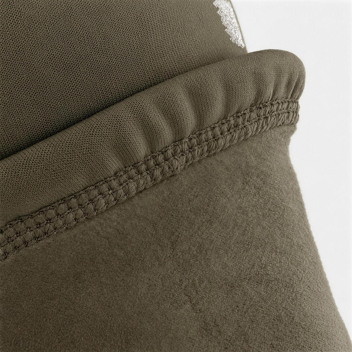 Airhole Balaclava Hinge Polar Fleece – Khaki – Polar fleece close-up