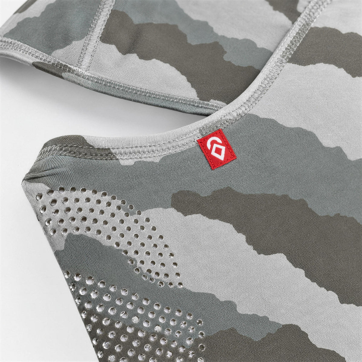 Airhole Laser Drytech Balaclava – Terra Camo – Label close-up