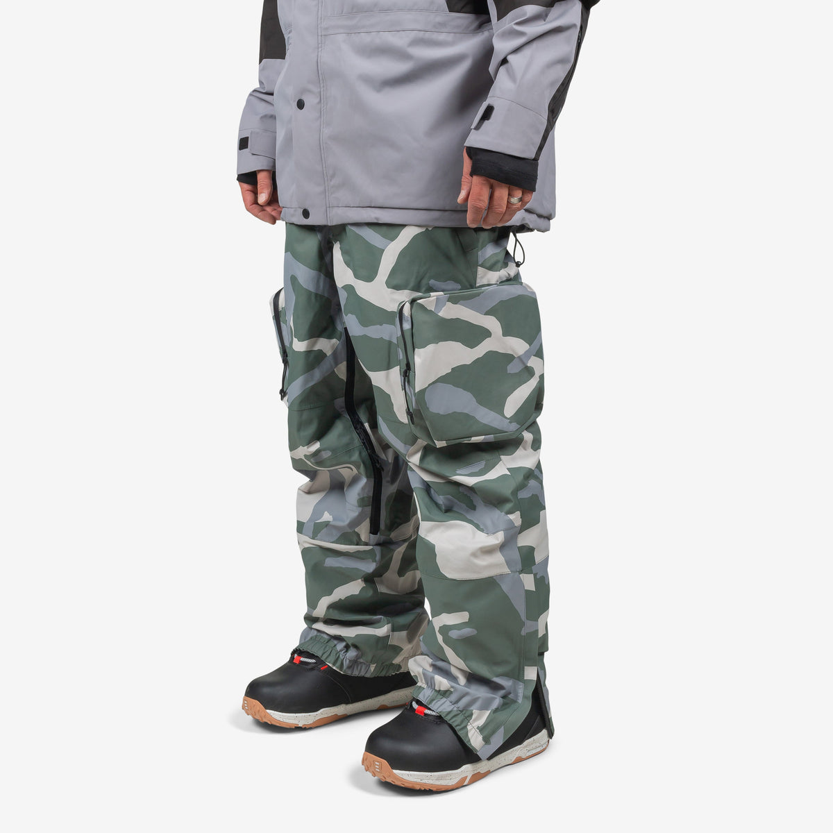 Endeavor 3L Scout Removable Bib Pant - Camo