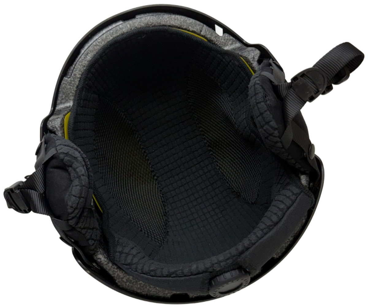 Inside the Sandbox Icon Snow MIPS: ABS shell over the EPS liner, with the MIPS layer, comfort liner and fit dial