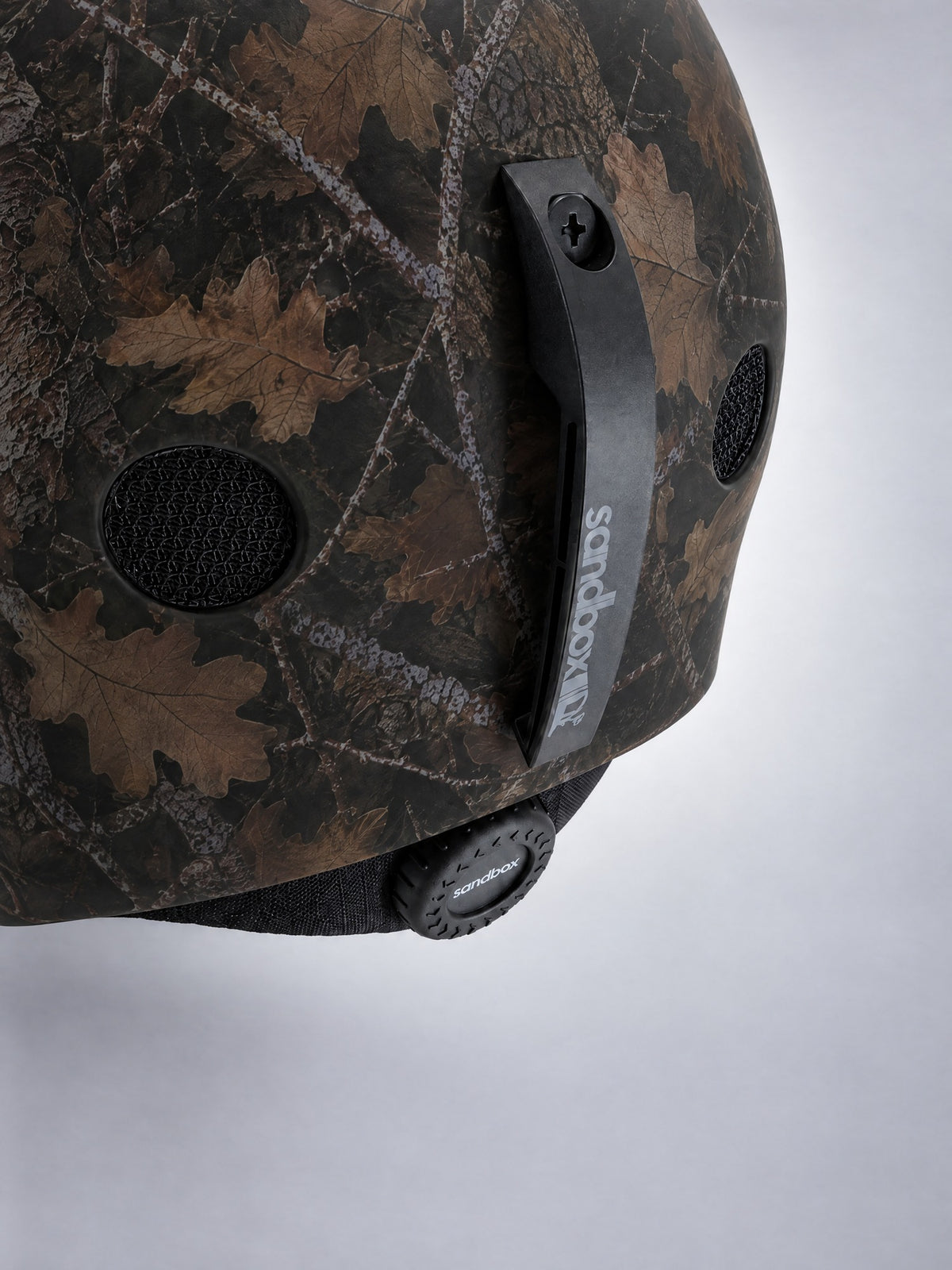 Sandbox Legend X – Black Forest – studio detail