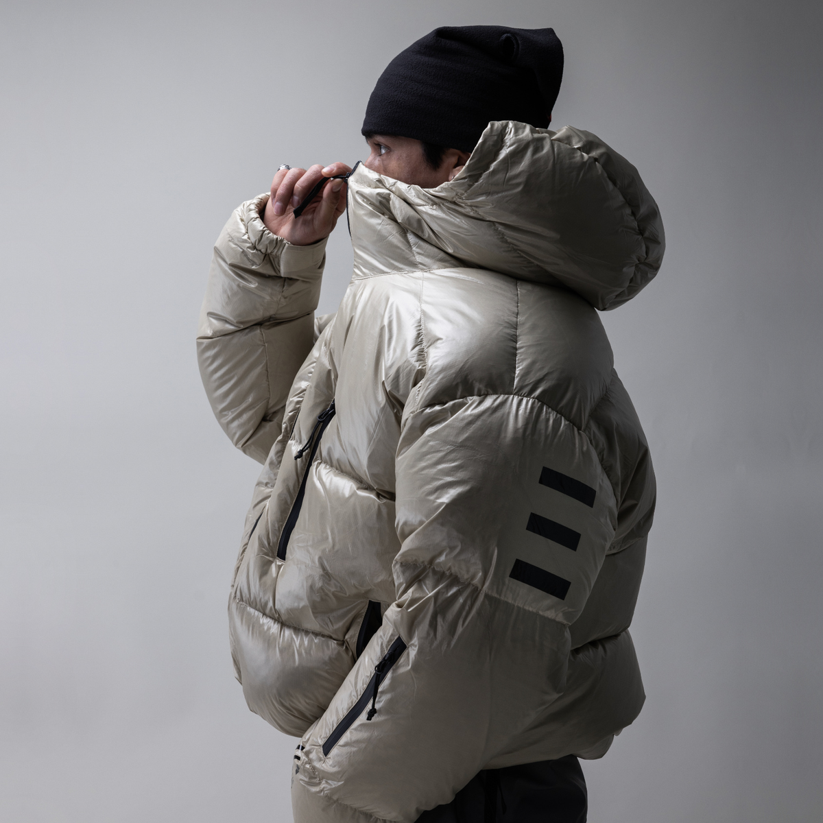 Endeavor Elite Insulated Jacket in Fiber, on model, side view