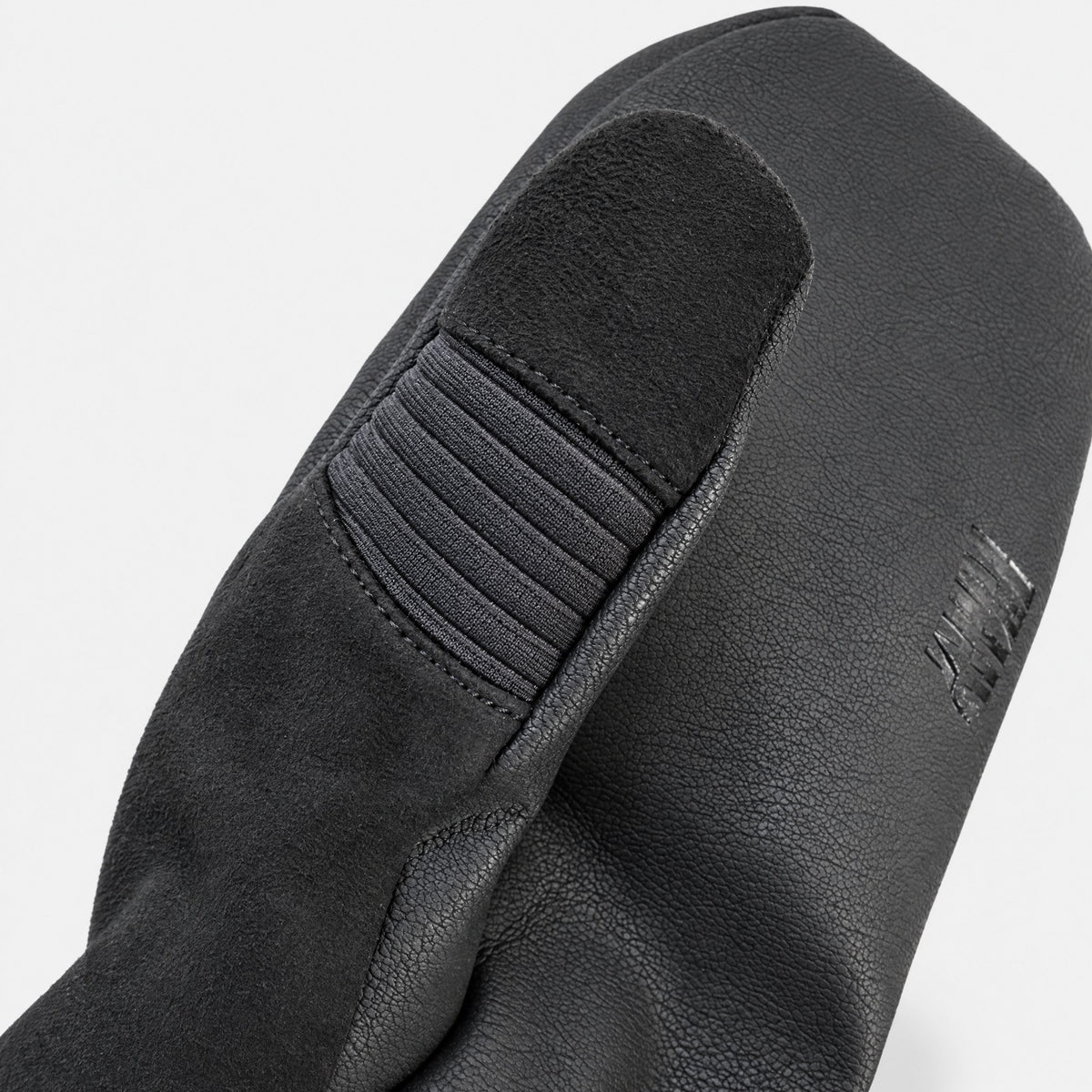 Transform KO Mitt Long – Night Camo – palm and thumb grip