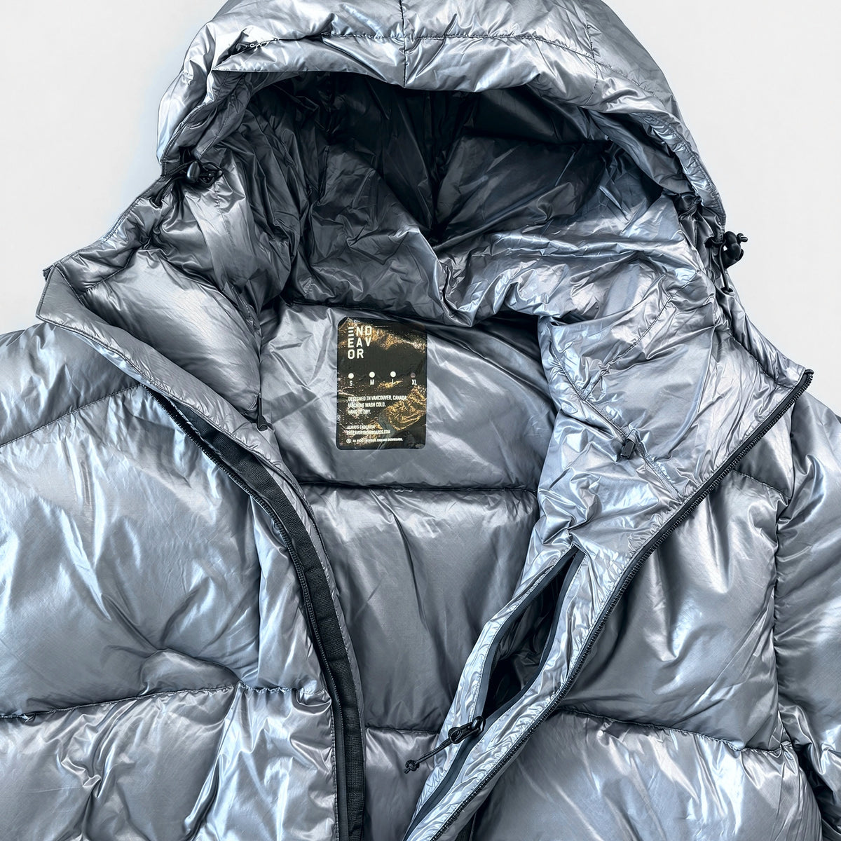 Endeavor Elite Insulated Jacket Graphite – Detail 01 Hood Label