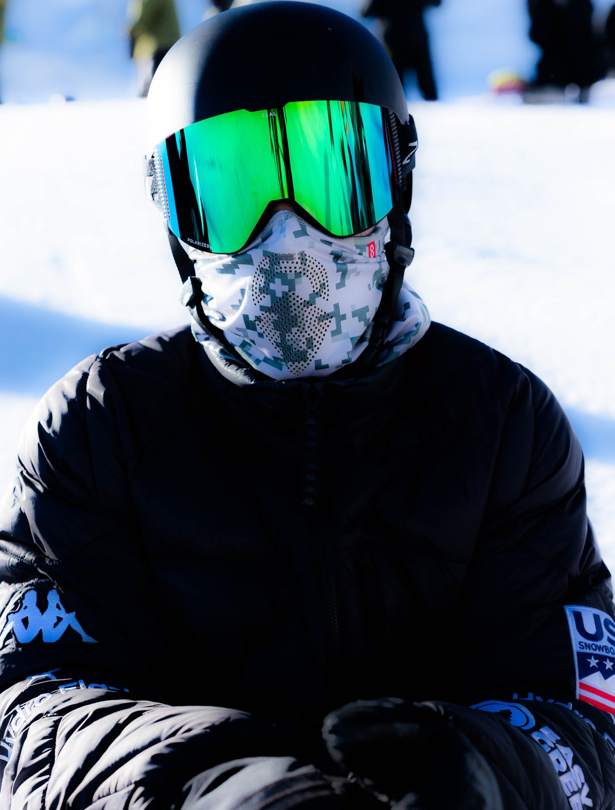 Airhole rider in an Airhole face mask on the mountain