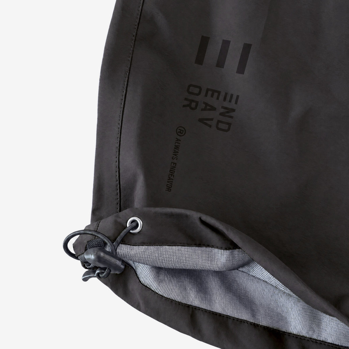 Endeavor 3L Scout Park Pant Black, hem cinch detail