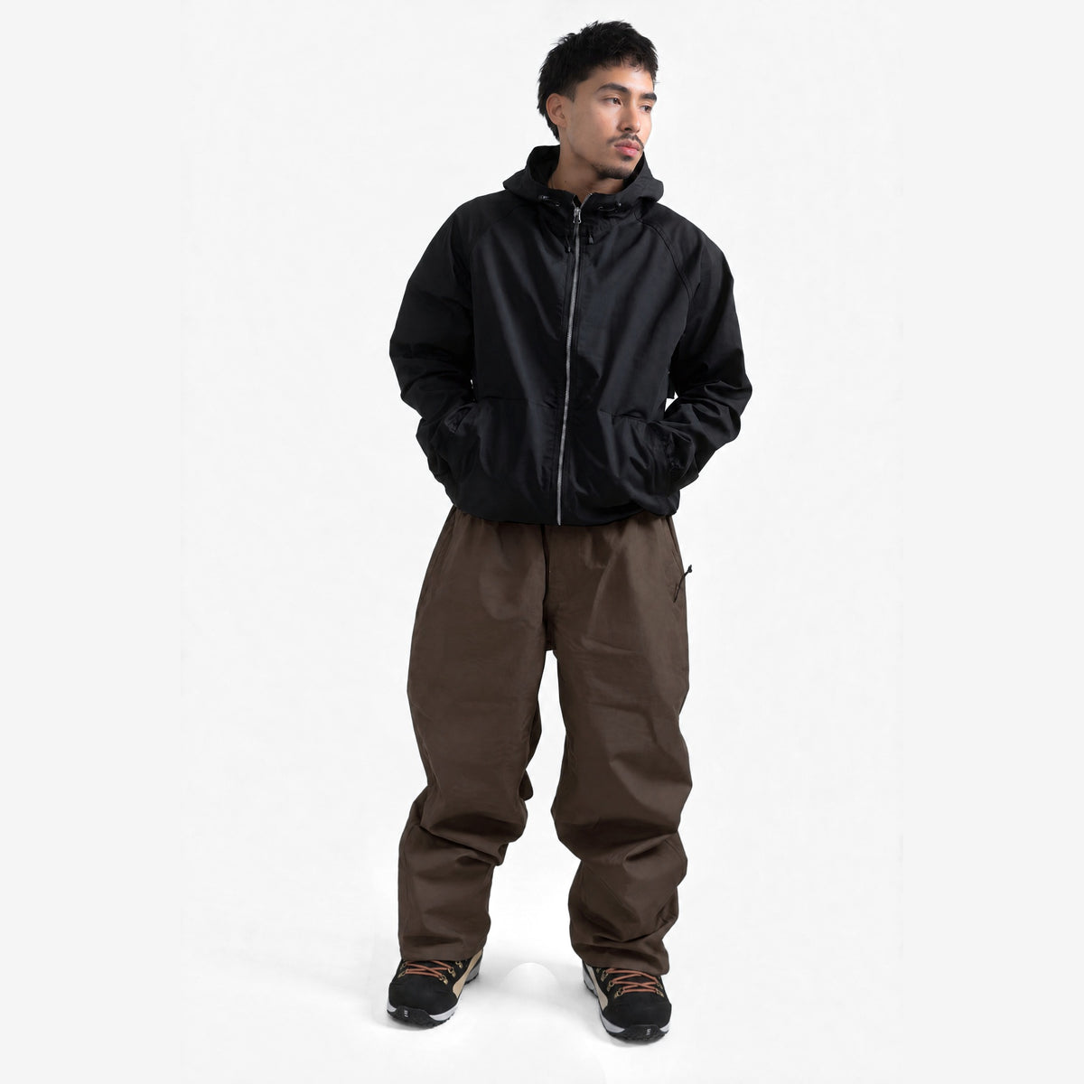 Endeavor 3L Scout Park Pant in Chocolate, on model